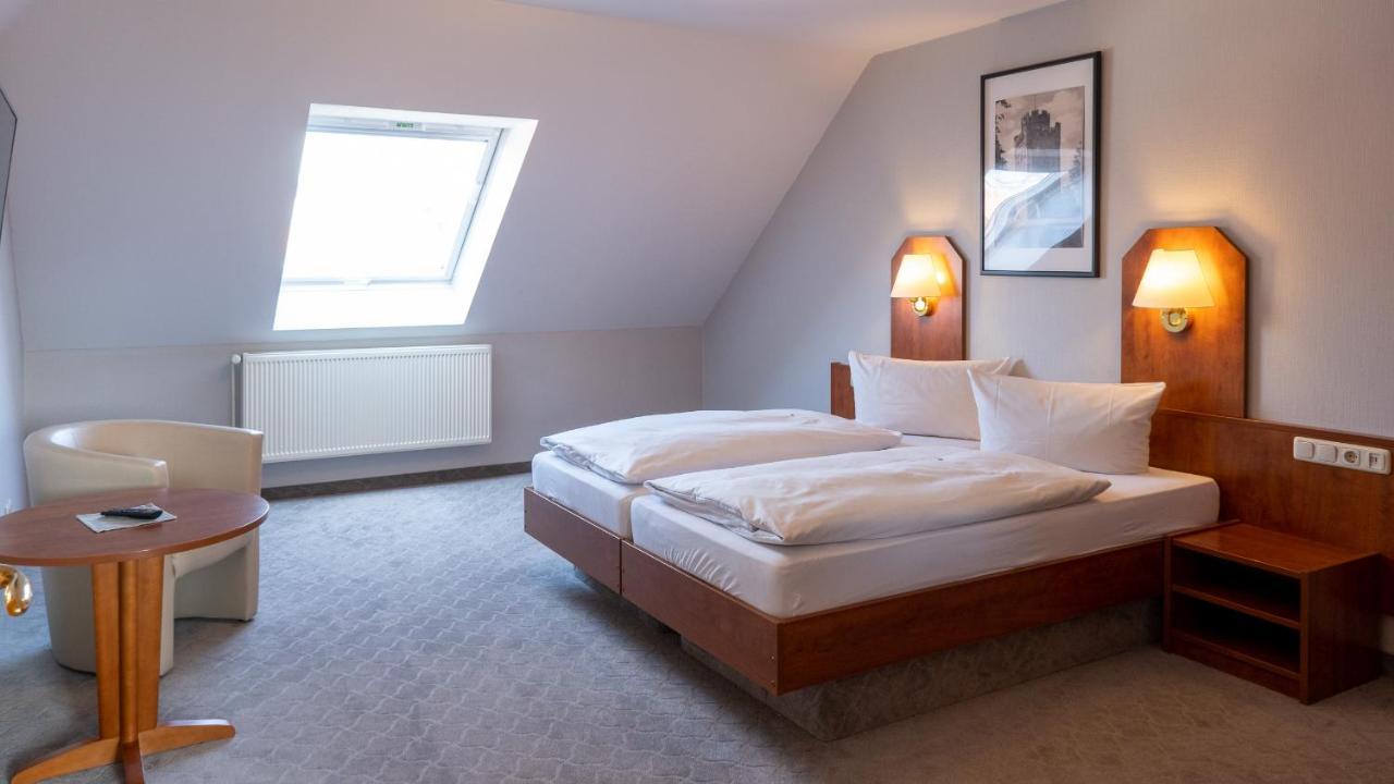 Hotel Am Uenglinger Tor شتندال المظهر الخارجي الصورة