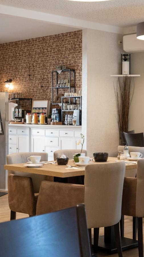Hotel Am Uenglinger Tor شتندال المظهر الخارجي الصورة